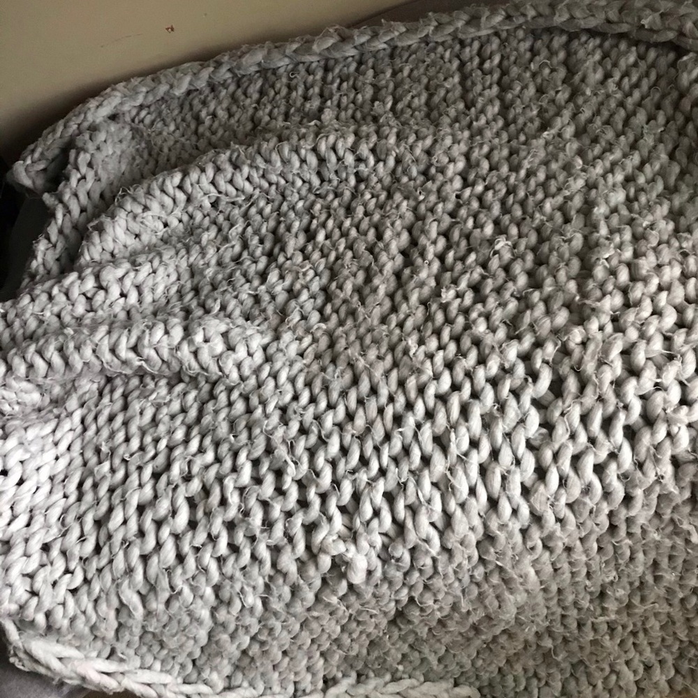 Chunky knit blanket